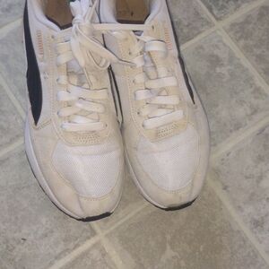 Puma White and Black Sneakers